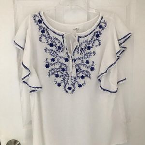 White flutter sleeve top with blue embroidery